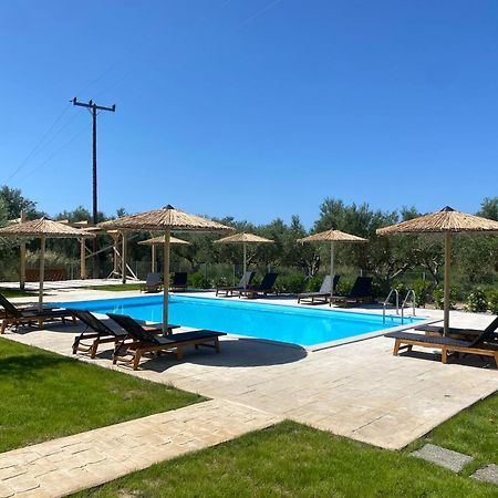 Three Charites Resort Gialova Exterior photo