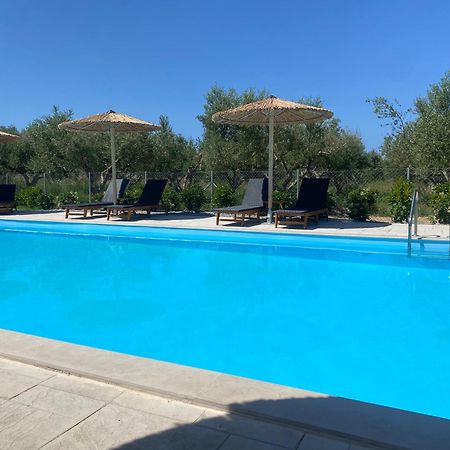 Three Charites Resort Gialova Exterior photo