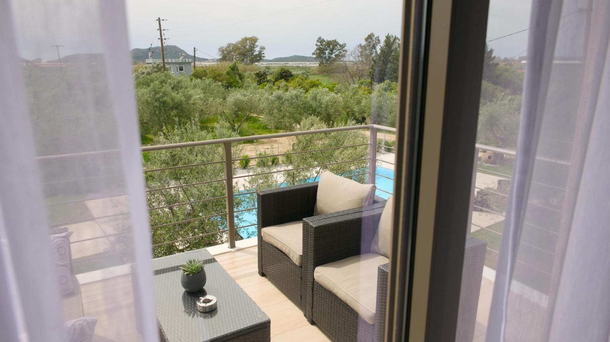 Three Charites Resort Gialova Exterior photo